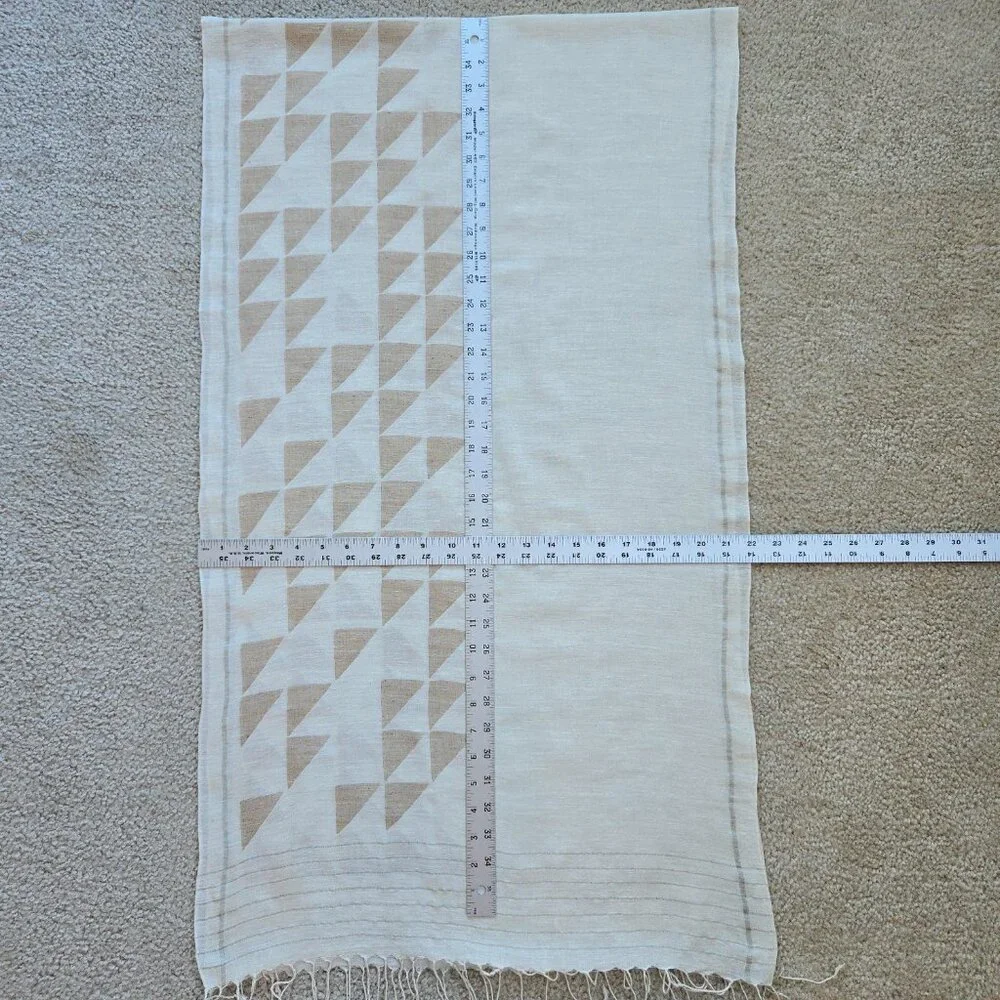 NWOT Slub Cotton Scarf With Tan Triangles Geometric Lightweight